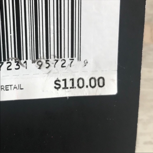 NEW Nike Women’s Sportswear Windbreaker floral - Picture 9 of 9